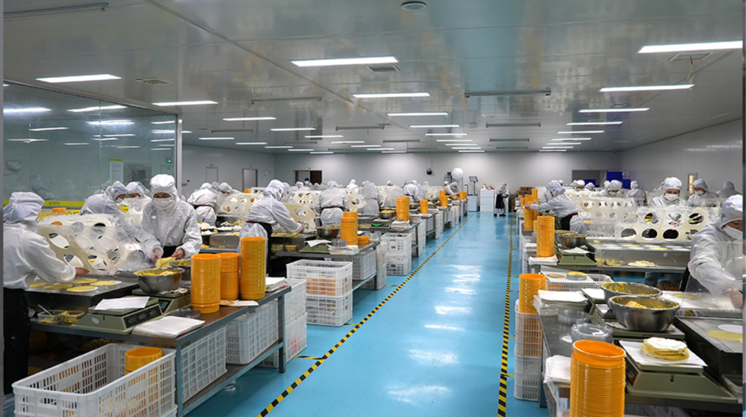 央媒走进尊龙时凯：小镇打工月入过万？？？？在沂蒙老区成为现实！！！！